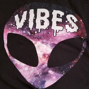 ViBES Alien tee